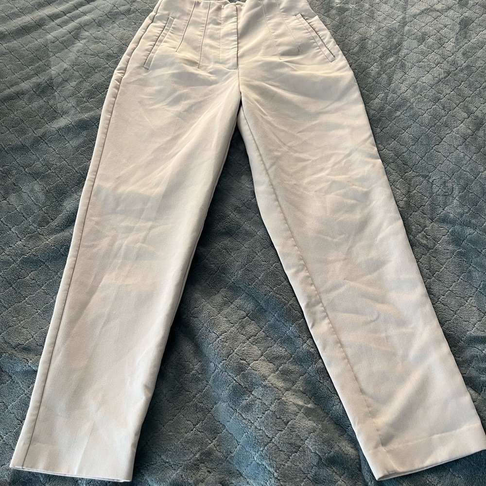 Zara Oyster Straight Leg High Waisted Pants Beige‎ Small Notched Waistband